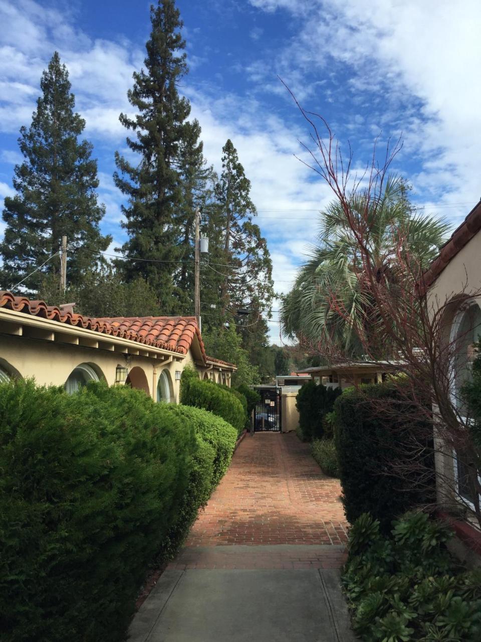 Los Gatos Garden Inn Hotel ภายนอก รูปภาพ